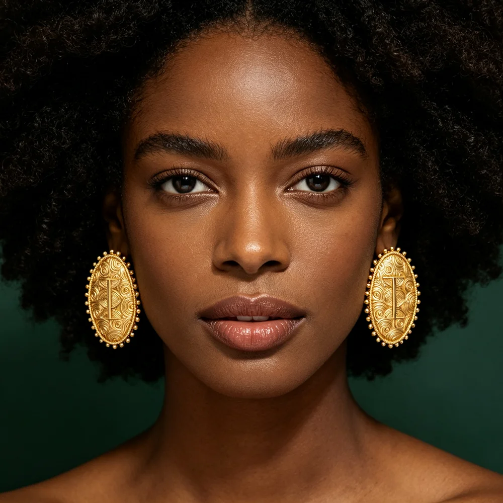 Vergoldetes ovales, geschwungenes, geschnitztes Ohrringe- und Ring-Set für Damen, afrikanischer ethnischer Statement-Schmuck, Hochzeitsgeschenk – Detail 1