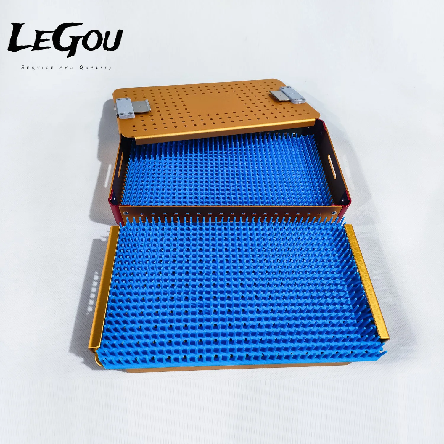 

Профессиональная стерилизационная микрокоробка LeGou с силиконовым ковриком для хирургии 260*160*25 мм