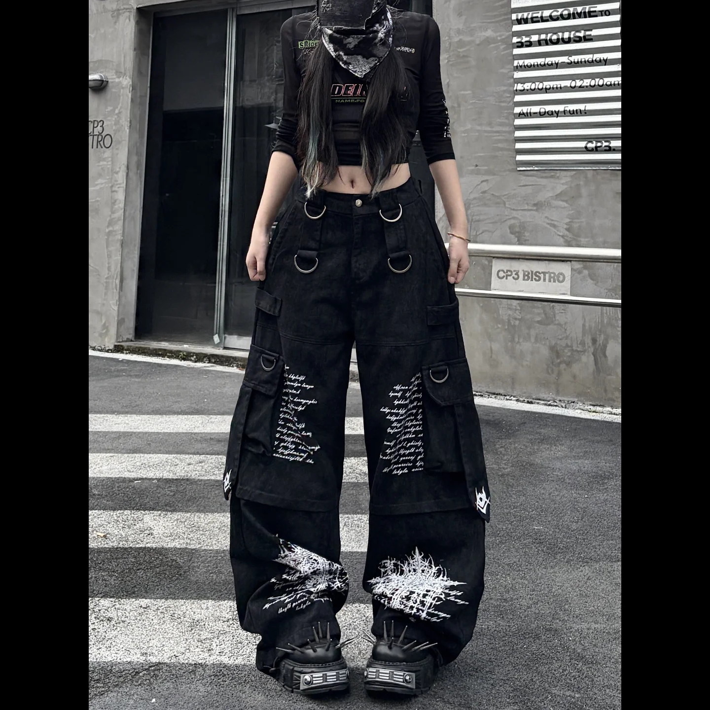 Womens Gothic Cargo Pants Wide Leg Floor Length Printed Trousers Multiple Pockets Metal Rings Designed for Y2K Streetwear Looks