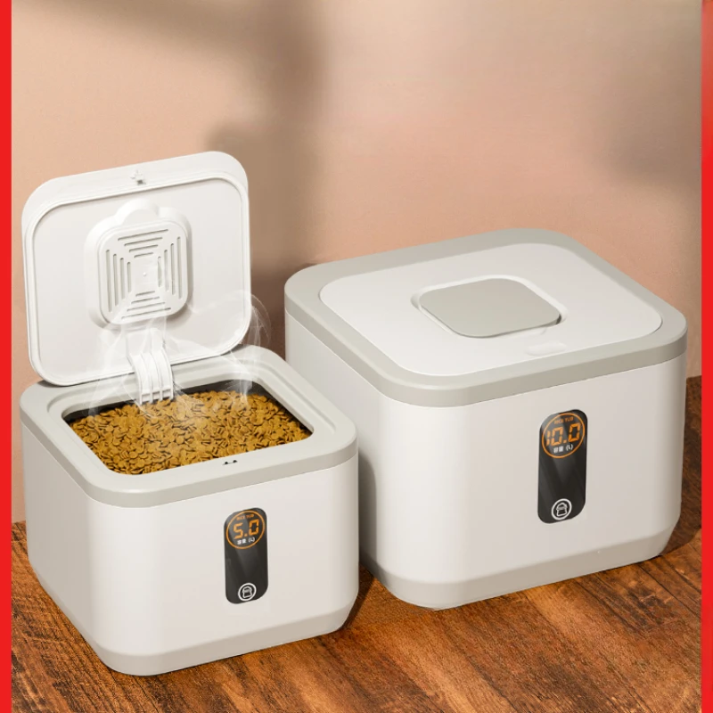 

Storage bucket, dog food sealed bucket, moisture-proof storage bucket, pet food household storage box