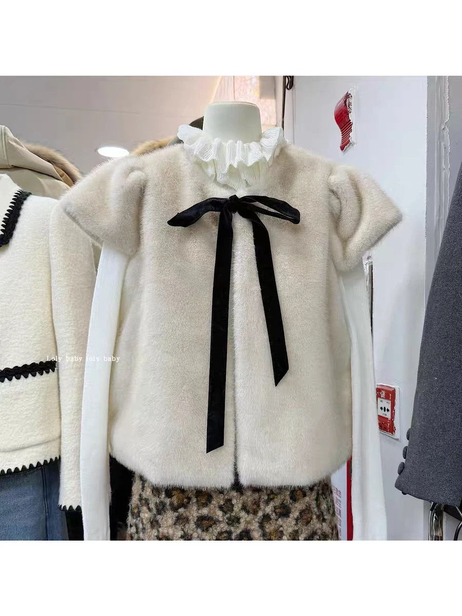 

Women's Elegant Puff Sleeve O Neck Loose Faux Mink Hair Lace Up Jacket Lady Streetwear Fuzzy Faux Fur Short Sleeve Loose Outwear