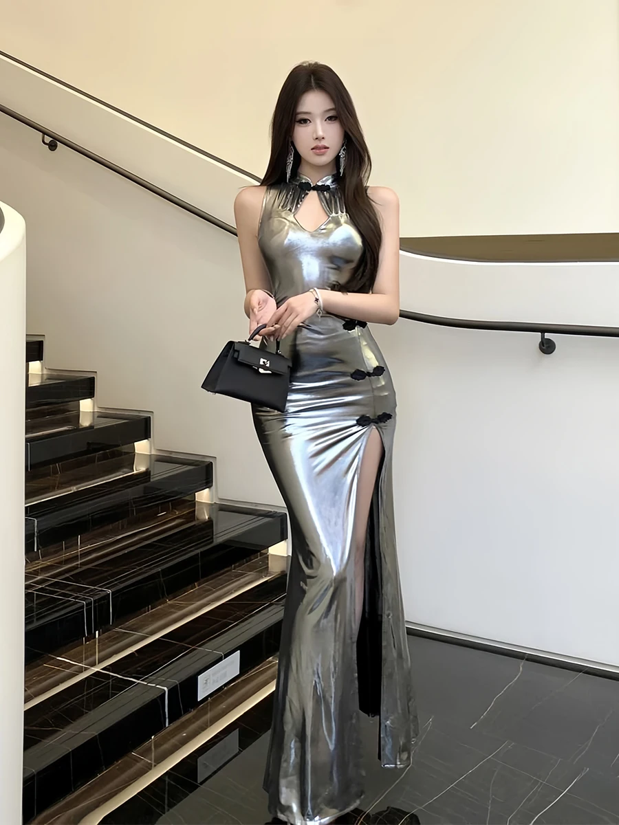 ReddaChic فضي سبليت فستان طويل المرأة الصينية شيونغسام معدنية قطع أكمام ذيل السمكة Bodycon حفلة الصيف Y2k الملابس