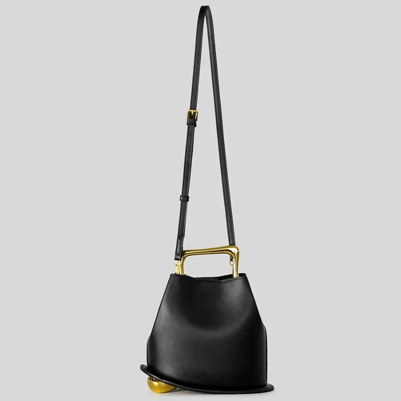 

Elegant Designer Diaper Bag From Paris Classic Large Capacity Satchel Casual Trendy Crossbody Handbag For Ladies