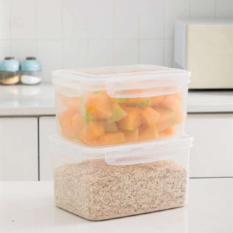 

2 Pack Extra Large Airtight Food Container, Leak Resistant Container for Loaf Storage, Meal Prep and Leftovers (4.2 Liter)