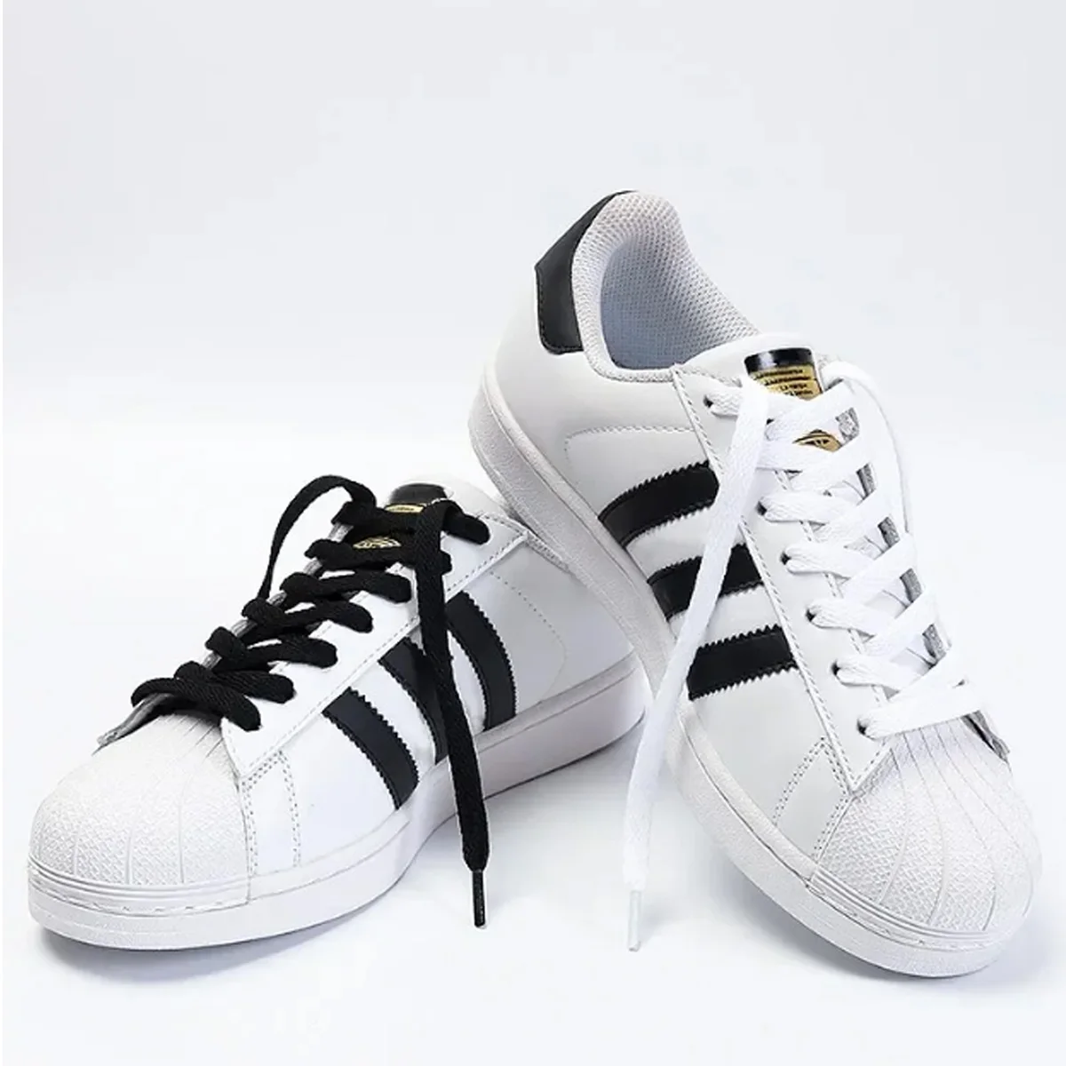 Zweifarbige, flach geflochtene Schnürsenkel mit warmem Farbverlauf, einlagige Polyester-Schnürsenkel in Kontrastfarben für Sneaker und Skateschuhe (2 Paar)