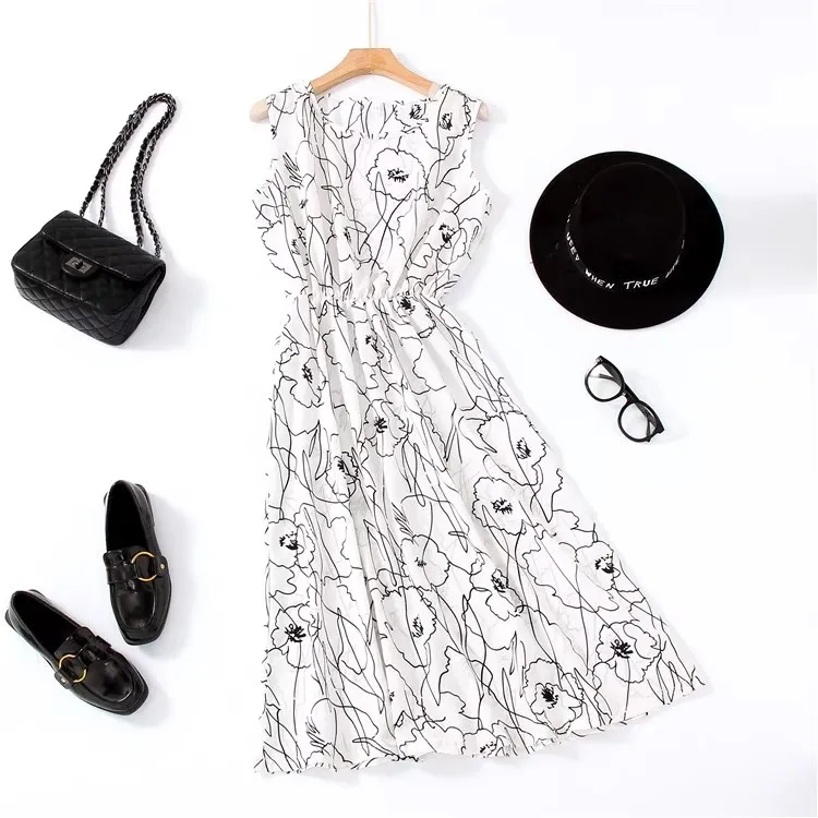 

Elegant White Printed Dress Slimming Waist Design for Mommy Middle-Aged Women Summer Fashion Korean Style Loose Fit Maxi Dress