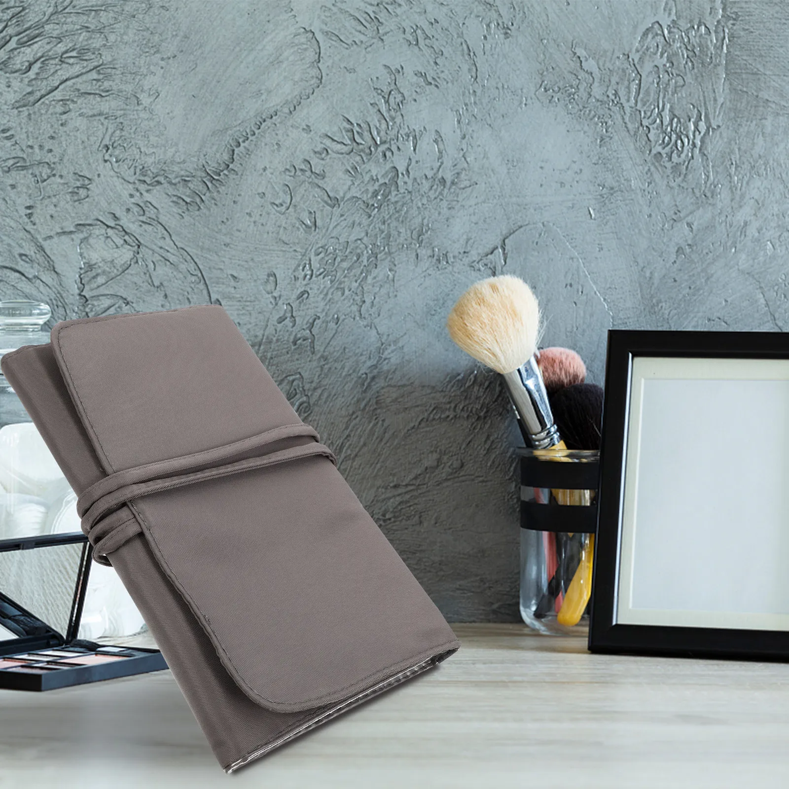 

Lightweight Makeup Brush Rolling Organizer Holds Basic Beauty Supplies Perfect for on The Go Use Makeup Case Pouch