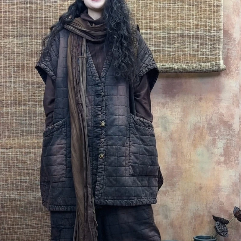 2025 New Arrival Autumn/winter Women Casual Loose V-neck Single Breasted Warm Vest Pocket Patchwork Outerwear & Coats S184