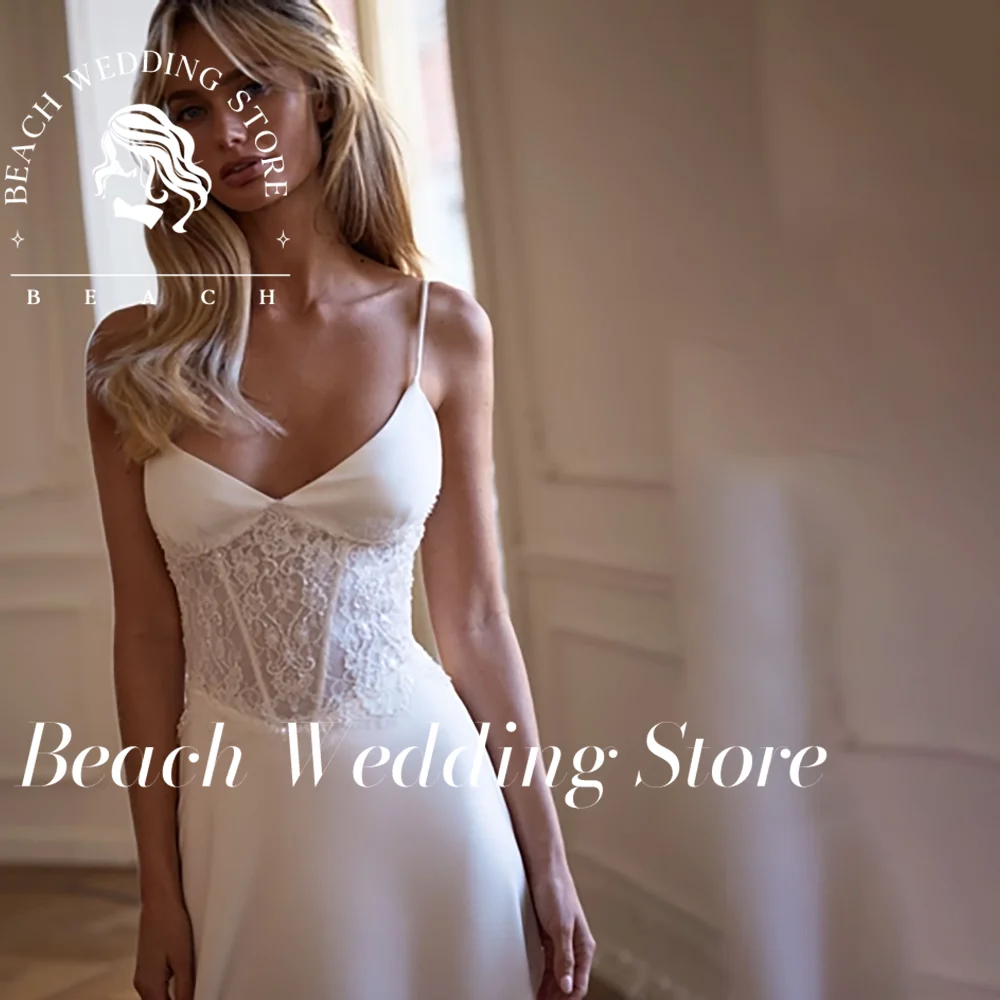 Sukienka ślubna typu sheath z satyny, na ramiączkach spaghetti, z dekoltem w serduszko, koronkowym haftowanym gorsetem, na plażę, Vestidos De Novia, szyta na miarę.