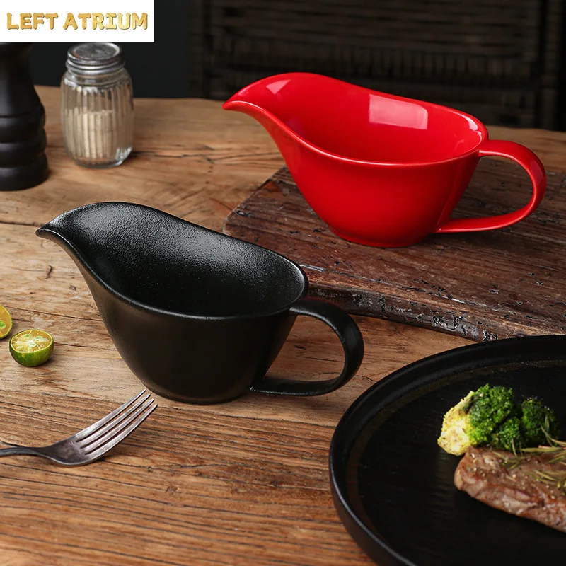 European Style Ceramic Milk Pot with Pointed Spout and Handle for Milk Pot Bullfighting Sauce Restaurant Sauce Bucket 280ML 4