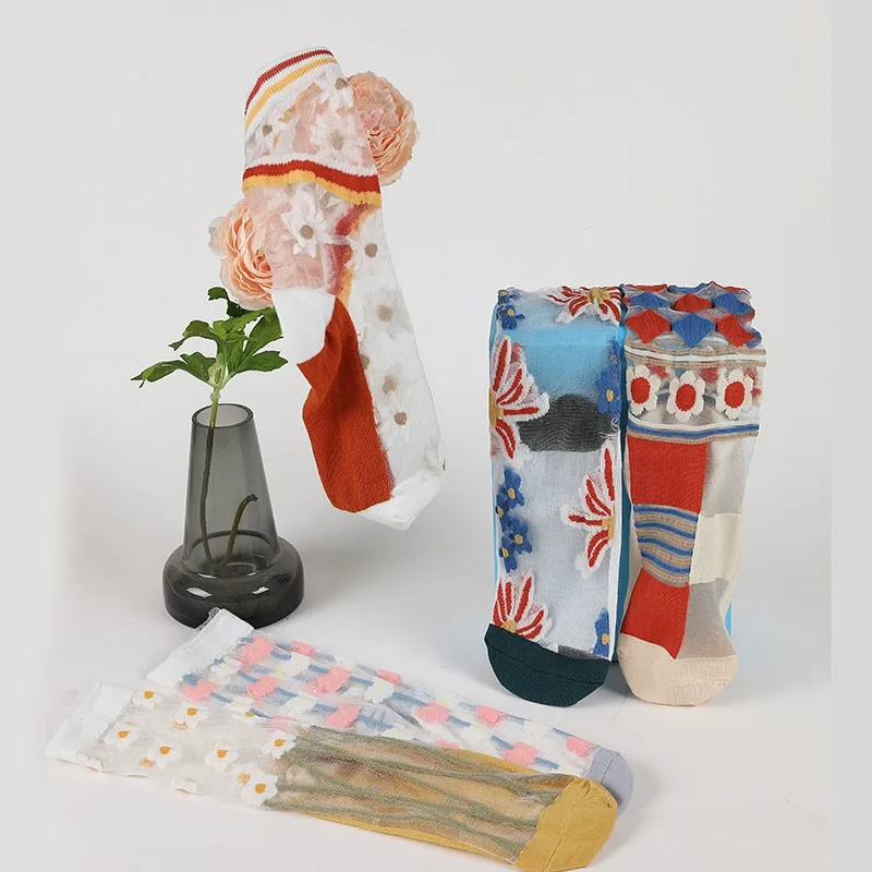 

2 Pairs/Lot Ladies Socks New Cotton Bottom Ice Silk Summer Lace Creative Personality Trend Women Crystal Medium Tube Socks XZ101