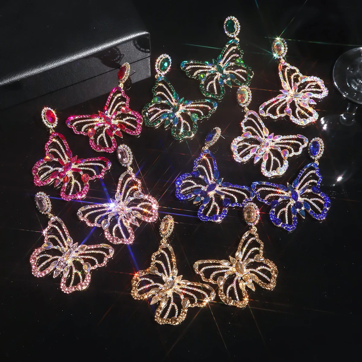 Fashion exquisite colorful rhinestone butterfly pendant earrings female personality creative temperament light luxury earrings