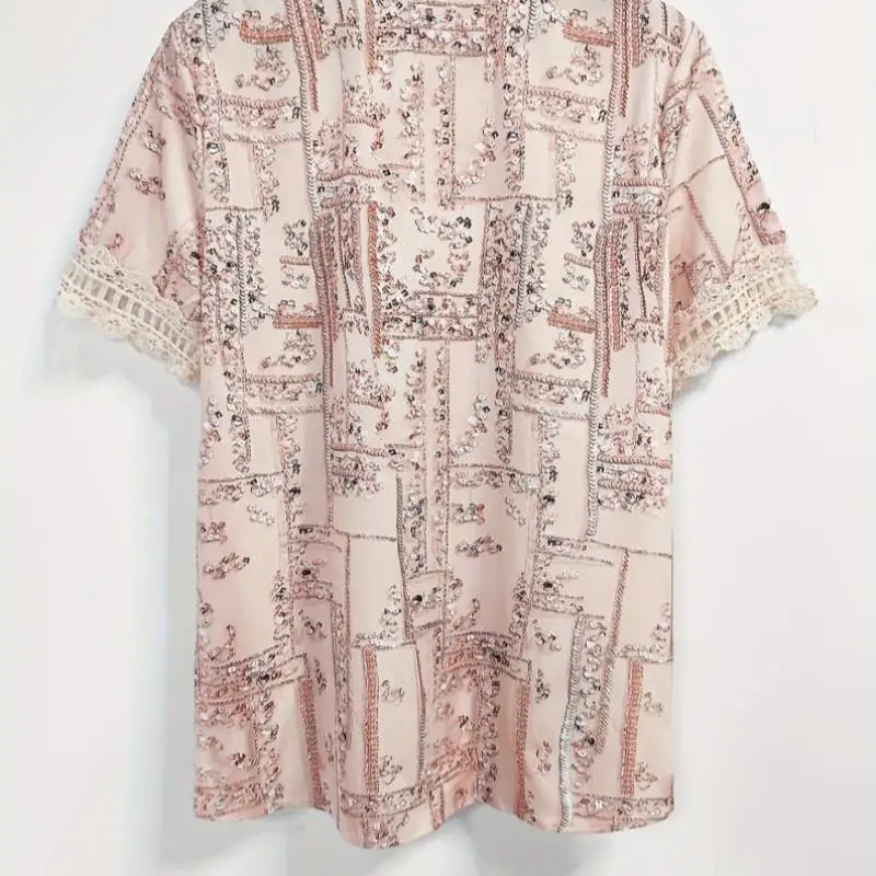 بلوزة Ele كبيرة الحجم مع حواف من الدانتيل والترتر للرجال ort Ne Special Wide Fit Youthful Trend ملابس الخريف