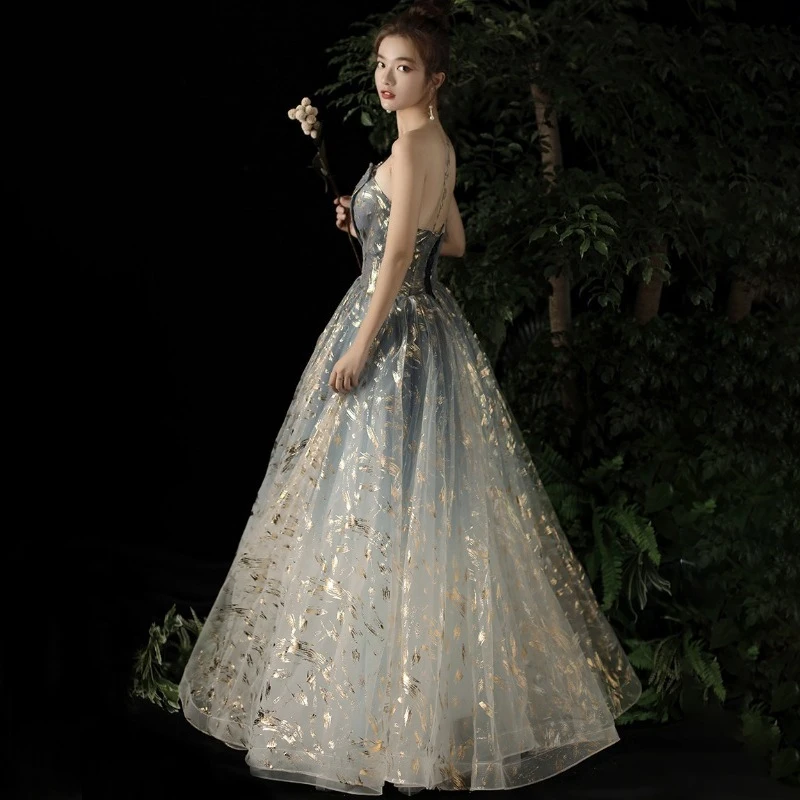 Abendkleid für Frauen, elegantes 2025, neues Bankett-Temperament, tailliertes Brautjungfernkleid, trägerloses Host-Abendkleid
