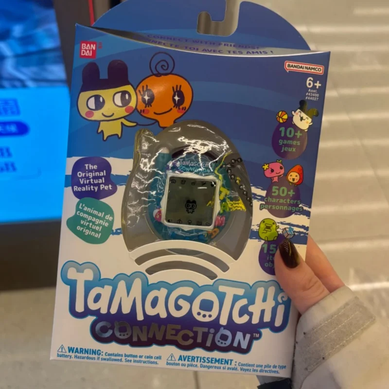 Bandai Tamagotchi Connection V3 Connected Electronic Virtual Pet Game Keychain Sweet Citrus Clear Blue Pool Toy For Collectors