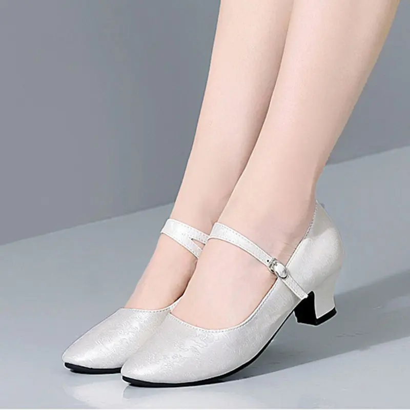 New Fashion Women's Ballroom Dance Shoes Tango Latin Dance Shoes Women Wedding Party Dance Shoe Girls Sports Dancing 4cm Heels