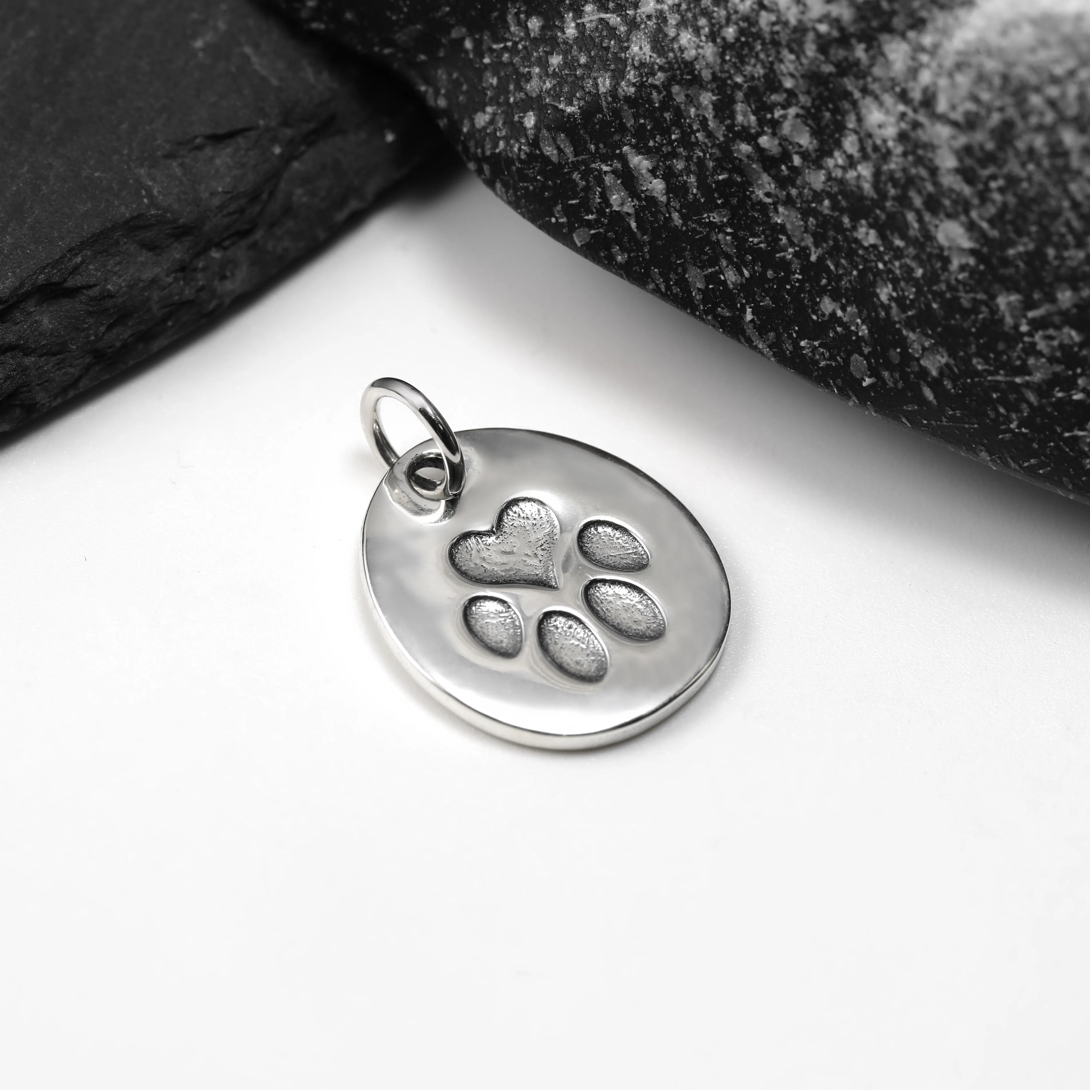 

DJ035 Heart Paw Pet Tag Charm