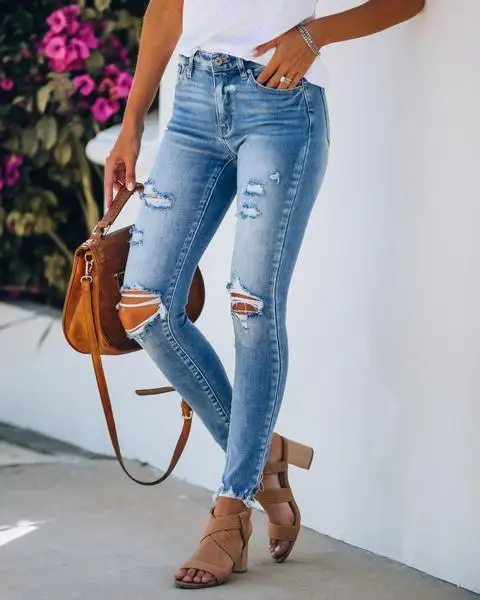 

2022 New Ripped Fashion Street Style Denim Trousers Ladies Jeans Women's Clothing