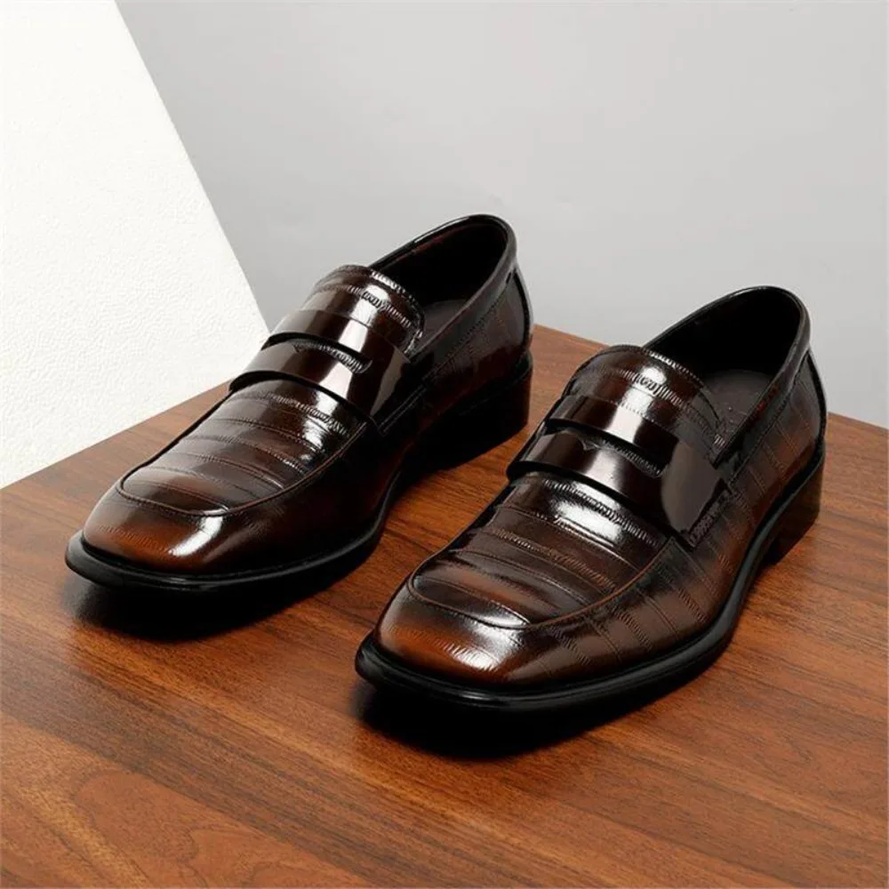 Summer Shiny Men's Casual Leather Shoes Slip On Lazy Loafers Pattern Square Toe Breathable Fashion Mens Shoes