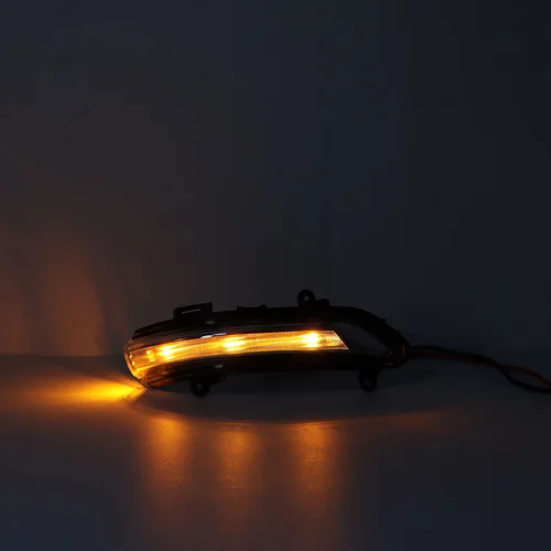Imagen 2 del producto Para Changan Hunter F70 nuevo espejo retrovisor de coche lámpara indicadora luz de señal de giro ala puerta lámpara de espejo lateral giro ​ Luz de señal