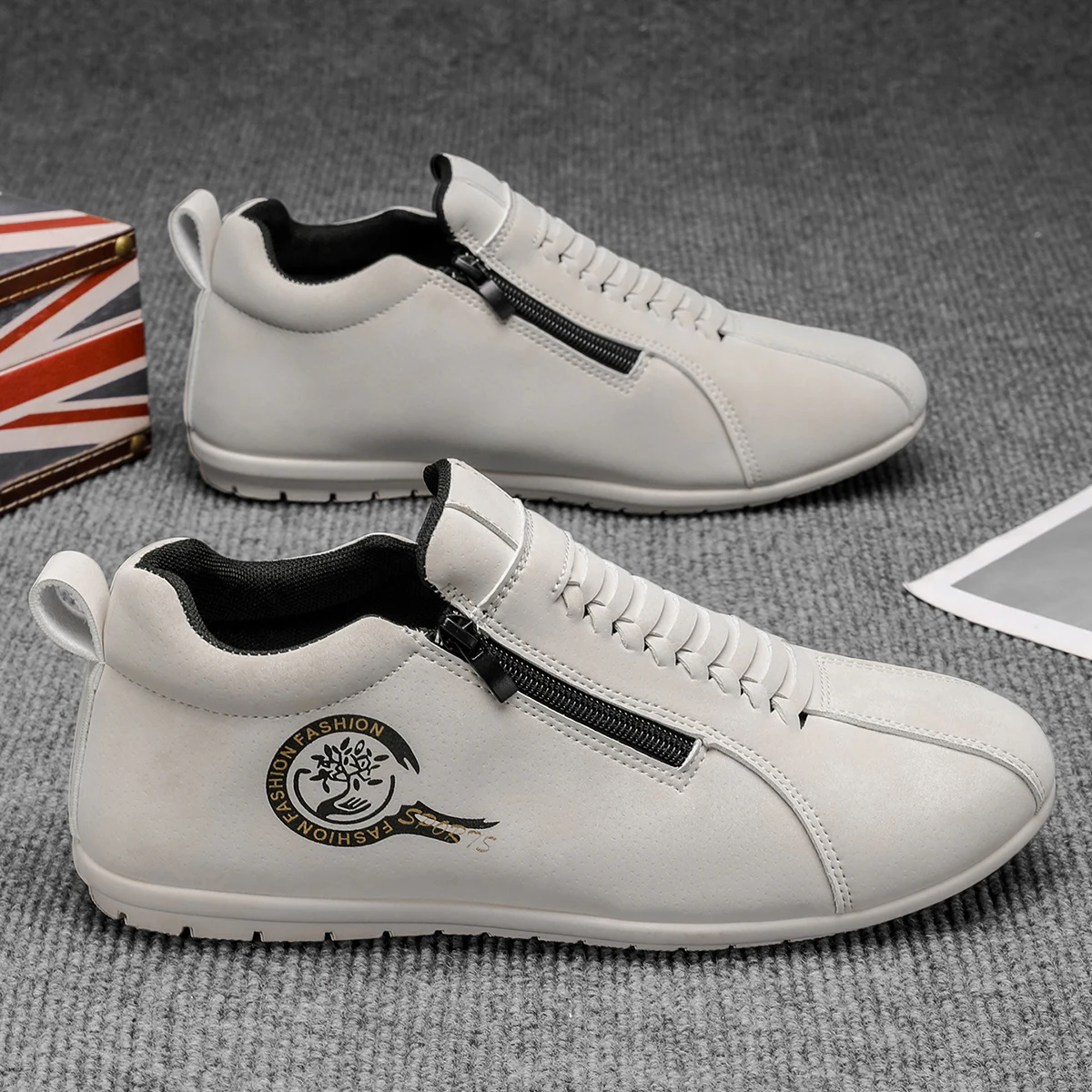 Men's casual shoes Vulcanized Work loafers Mesh Lightweight Man sports shoes Canvas Shoes for Men zapatos para hombres2025