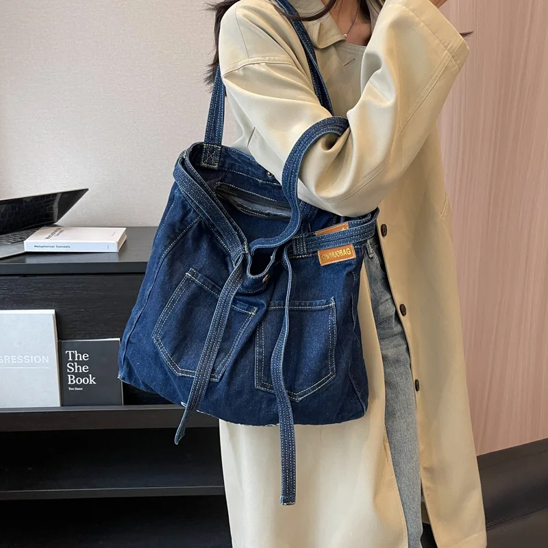 Retro Washed Denim Bag Large Capacity Fashion Leisure Tote Bag College Student Class Shoulder Bag Women Purses and Handbags 2024