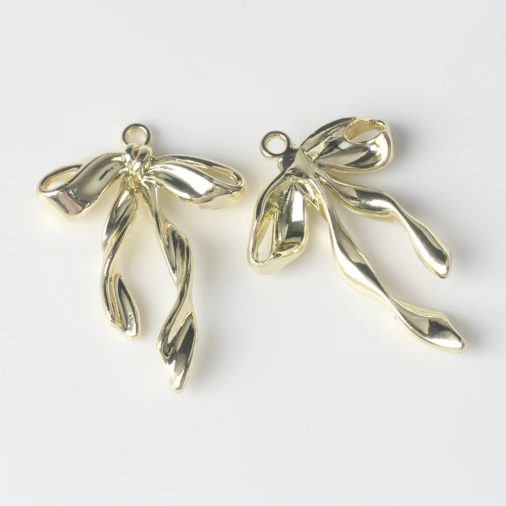 10Pcs/pack Simple Alloy Colorful Spray Painted Ribbon Bowknot Pendant DIY Bracelets Necklaces Jewelry Accessories