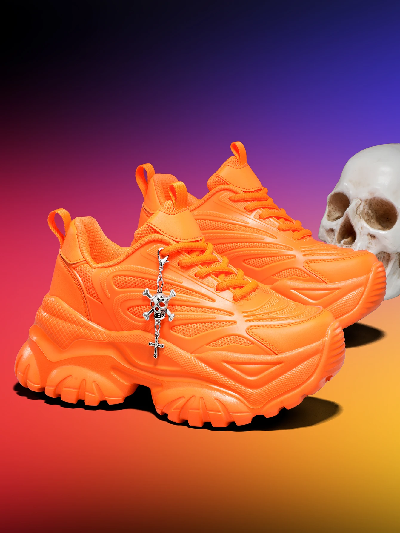 Damen-Outdoor-Allwetter-Modische Dad-Schuhe, Eva-Leichtgewicht-Sneaker mit dicker Sohle und 7 cm Absatzhöhe, orangefarbene Sportschuhe mit abnehmbarem silbernen Kreuz- und Totenkopf-Anhänger im Halloween-Punk-Stil, vielseitig einsetzbar für den täglichen Arbeitsweg und Fitness – Detail 31