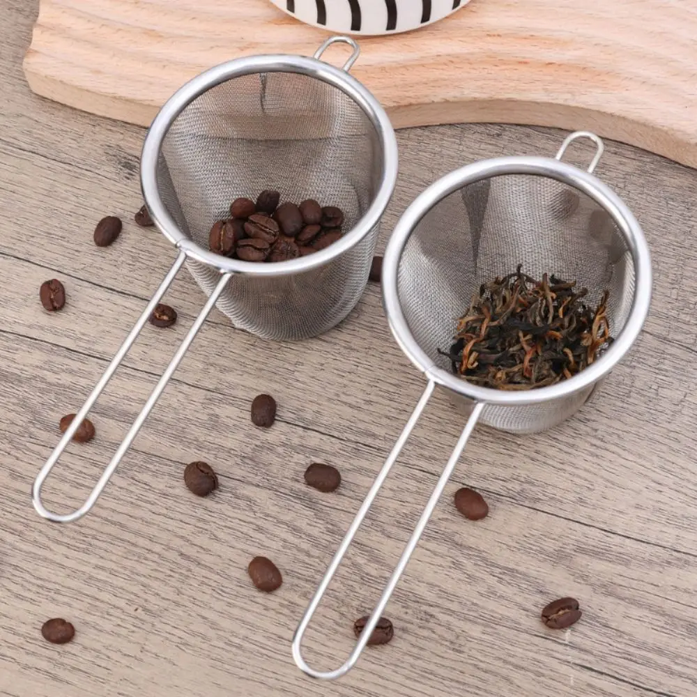 Extra Fine Mesh Stainless Steel Tea Strainer Loose Leaf Tea Diffuser Prevents Burns Filters Spices Kitchen Tool with Hand