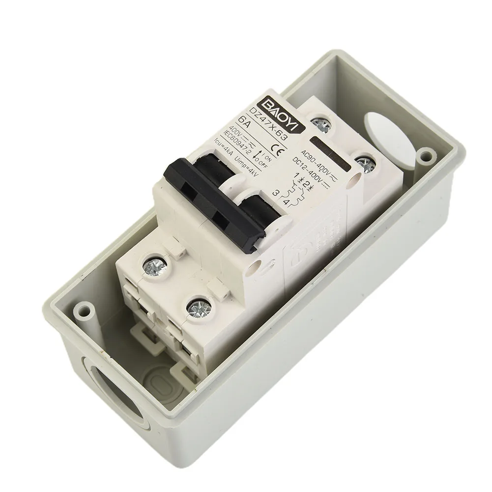 Waterproof AC400V Circuit Breaker with IP65 Protection and M20 Cable Gland for Solar Photovoltaic Cell Combiner