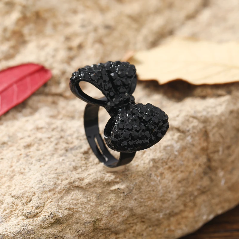 Elegant Geometric Rhinestone Inlaid Opening Ring