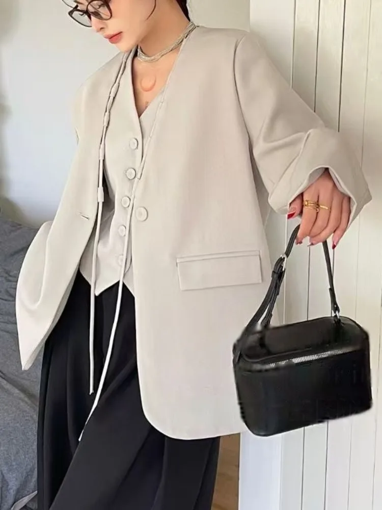 BJTZ Cor Pura Design Simples Sense 2025 Primavera E Outono Novo Temperamento All-in-one Feminino Com Decote Em V Casaco Colete Conjunto