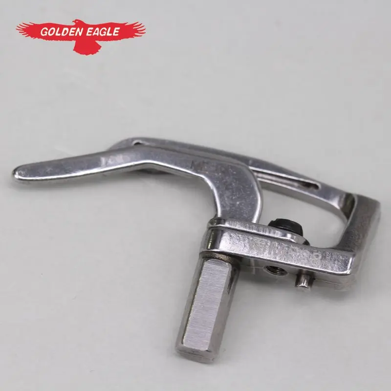 

Промышленная швейная машина INTERLOCK SEWING MACHINE Stretch для F007 SIRUBA, трехигольная, пятиниточная, для шитья стрейчевых тканей, ME28 ME29