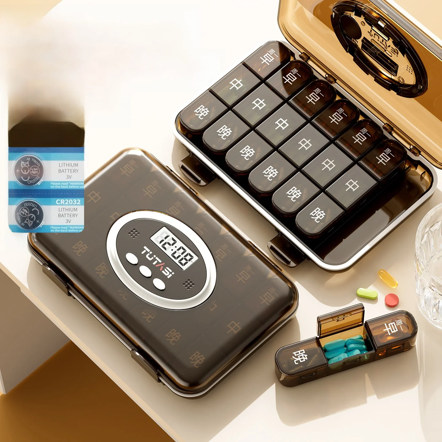smart-portable-multi-compartment-daily-pill-box-with-electronic-reminder-for-elderly-high-end-compact-medicine-organizer