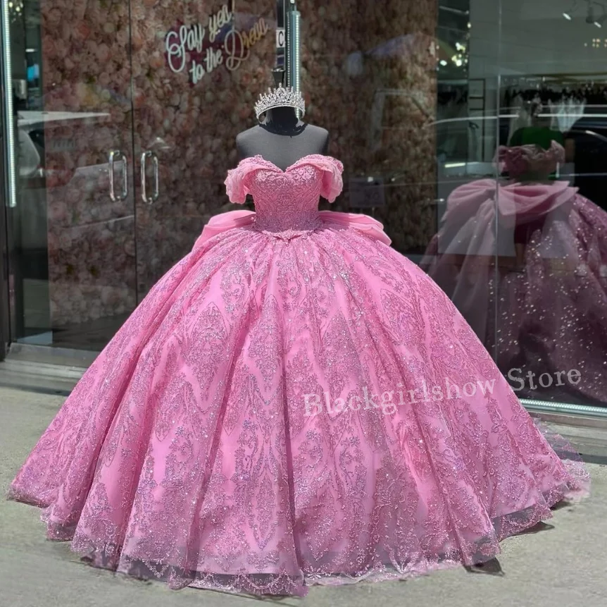 Розовое изящное платье принцессы 15 Quinceanera 2024 фантазия с открытыми плечами галстук-бабочка аппликация из бисера мексиканское платье 15 на шнуровке для выпускного вечера