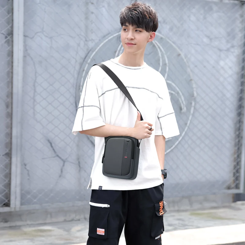 GOLF Crossbody Bag Men's Shoulder Bag Trend Small Backpack Lightweight and Simple Casual Sports Small Body Bag