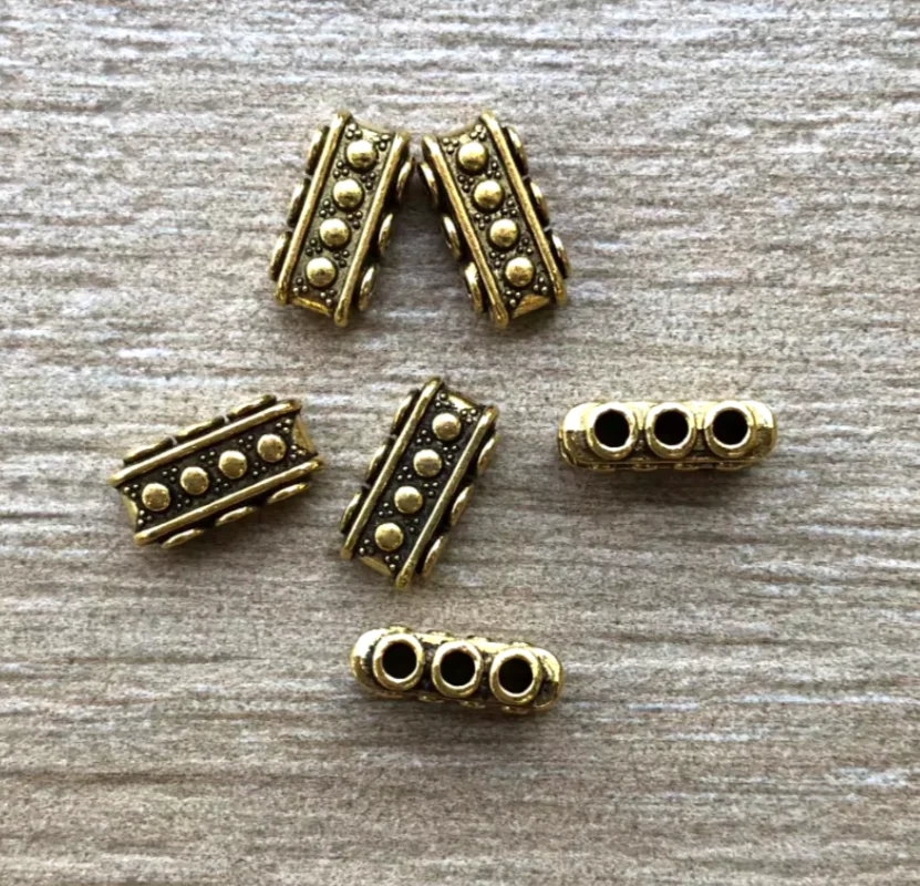 

20pcs 14*7mm,hole 2mm Zinc Alloy metal 3holes vintage sapcer beads HWZC2561