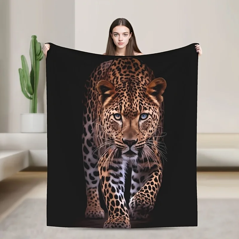 Leopard Print Flannel Blanket – Soft Modern Throw – Stylish Travel Companion – Comfortable All-Purpose Blanket