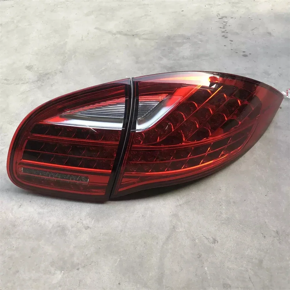 Car Led Tail Light Assembly for Porsche Cayenne 2011-14 Middle gauge Turn Signal Brake Driving Reversing Lamp accessories