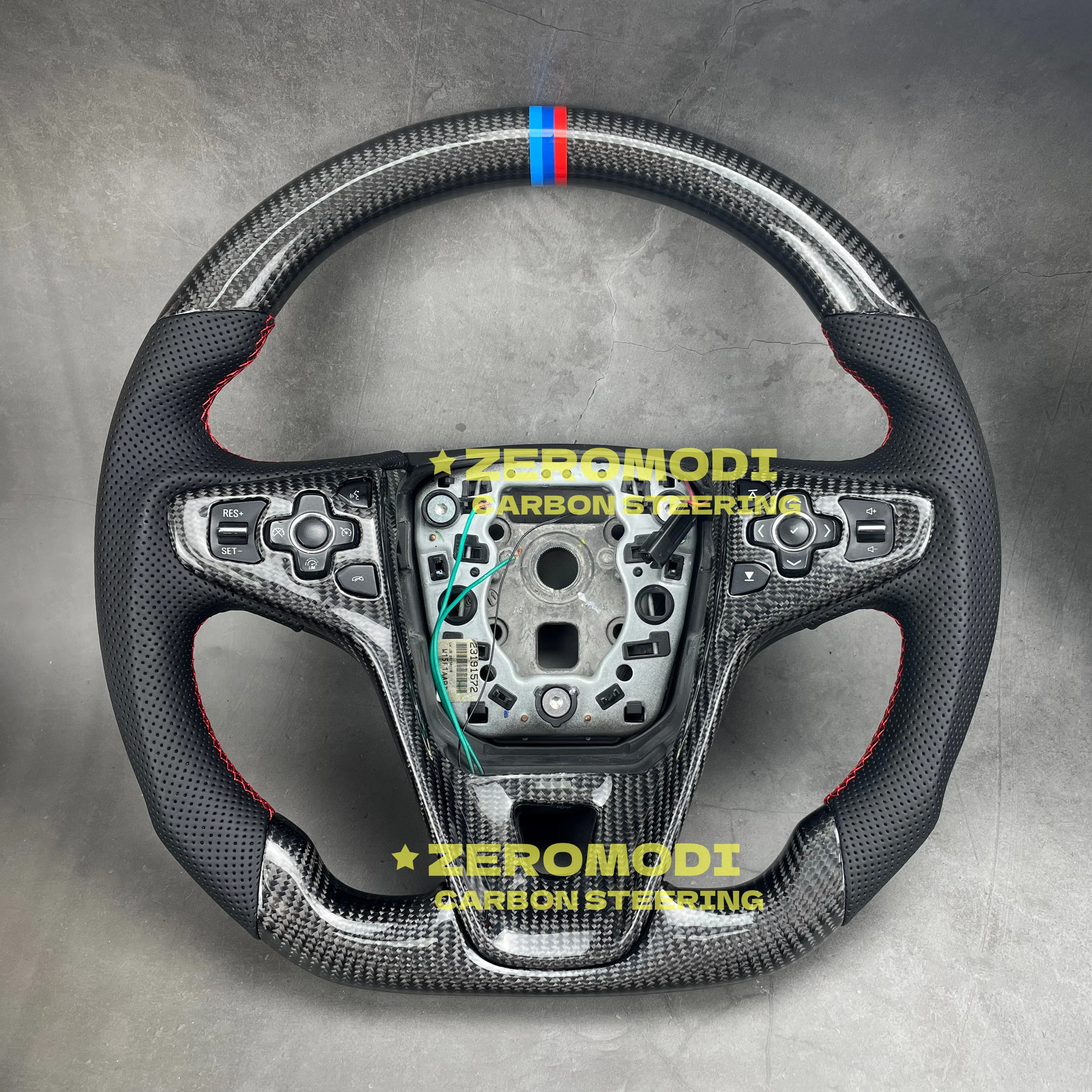 

Для Opel Insignia A 2014-2016 Сменный руль из настоящего углеродного волокна с кожей