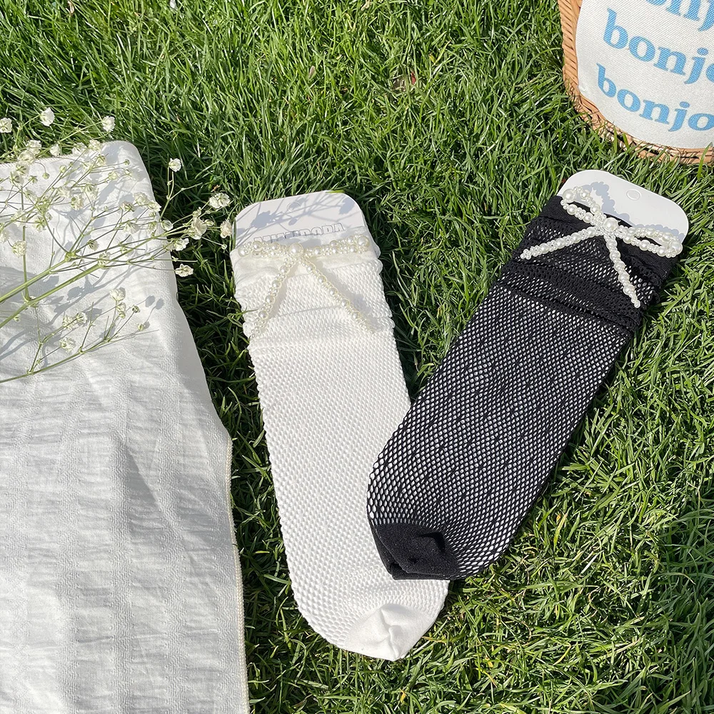 Sommerliche Netzstrümpfe mit Perlen für Mädchen, Babys und Kleinkinder, weiße, süße, kniehohe Baumwollsocken für Frühling und Sommer