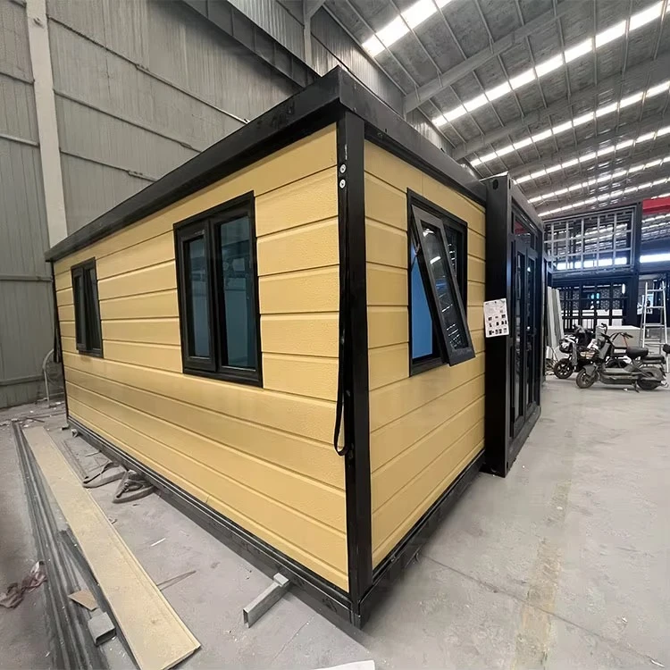 Customized 20ft Yellow Warm Cabin Container House Outdoor Expandable Mobile Home For Office Living Room Kitchen Use
