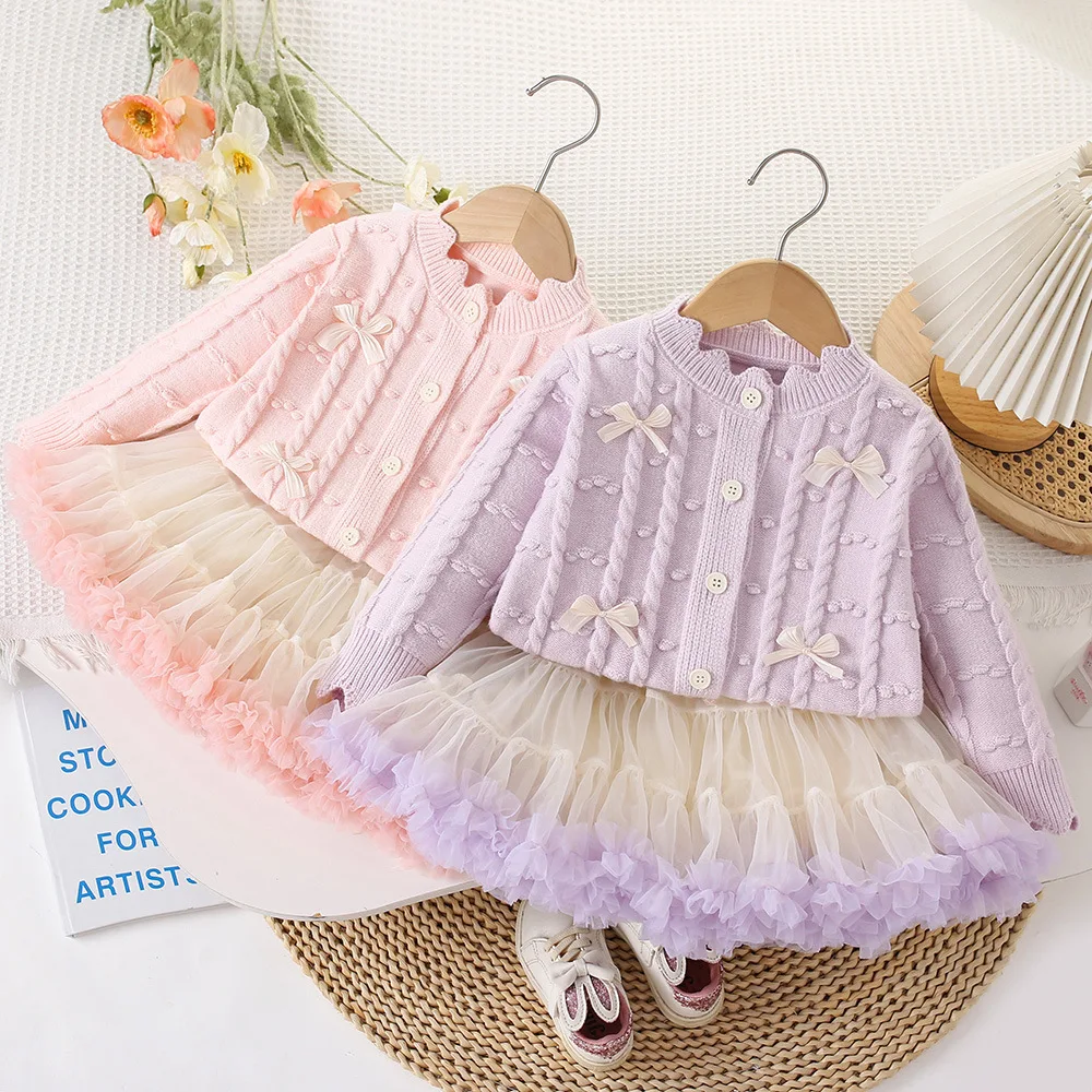 

Girls' Fashionable Knitted Cardigan Sweater Top with Tulle Puff Skirt Set New Style Trendy Baby Outfit for Kids
