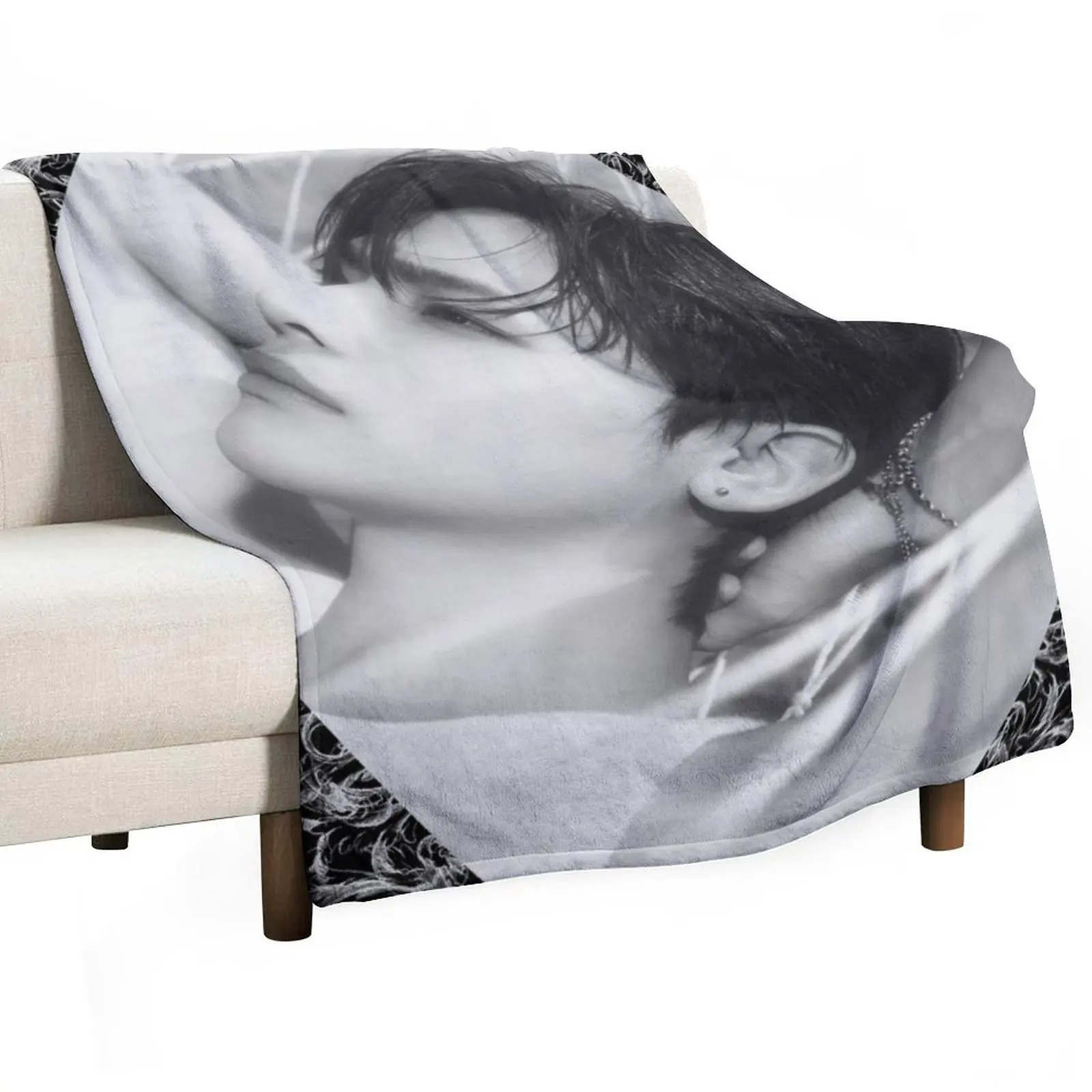 &TEAM Nicholas Throw Blanket cosplay anime For Decorative Sofa For Baby Thermal Thermals For Travel warm winter Blankets