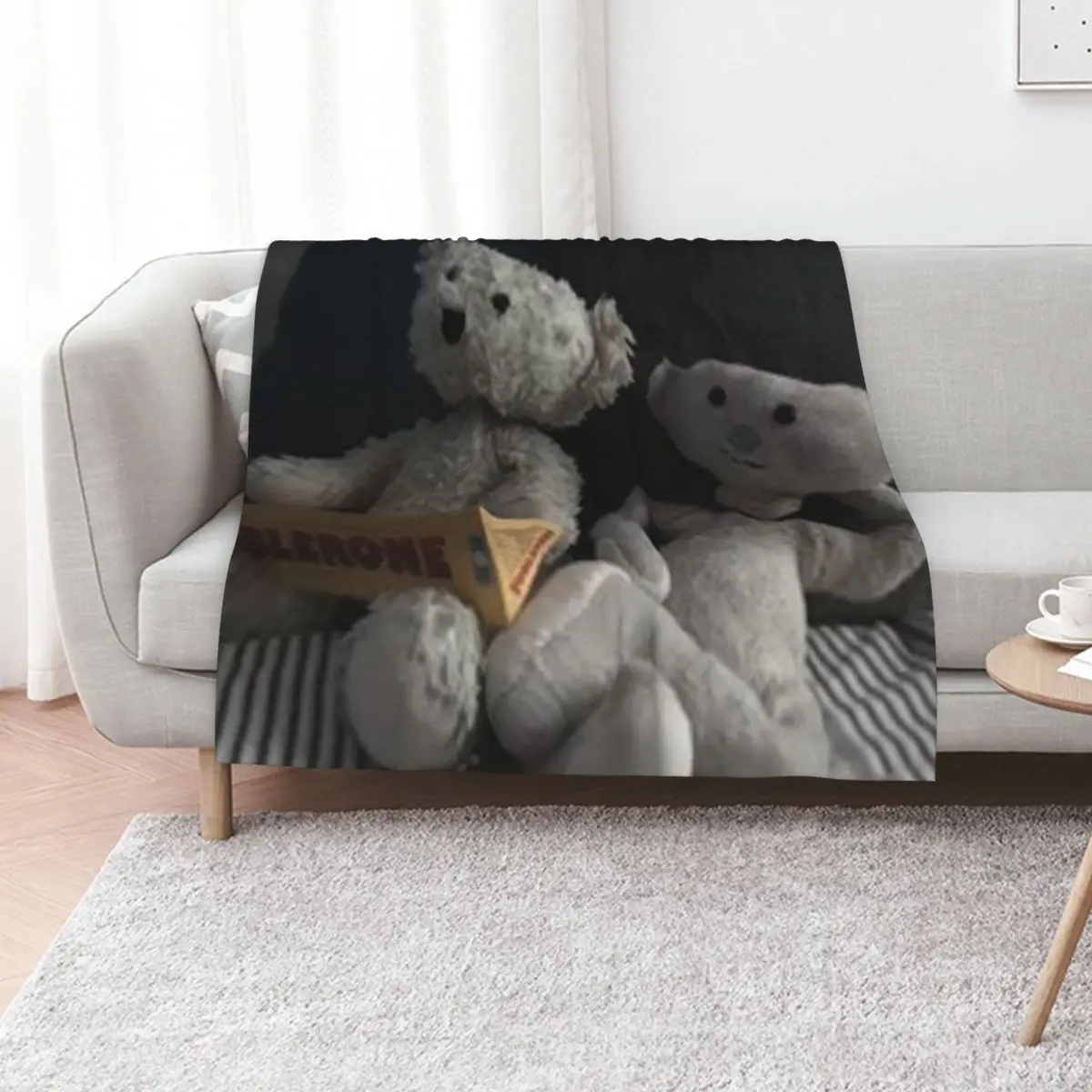 

Bear Alpha Bear and Sam Throw Blanket Flannel Sofas Beach Luxury Throw Blankets