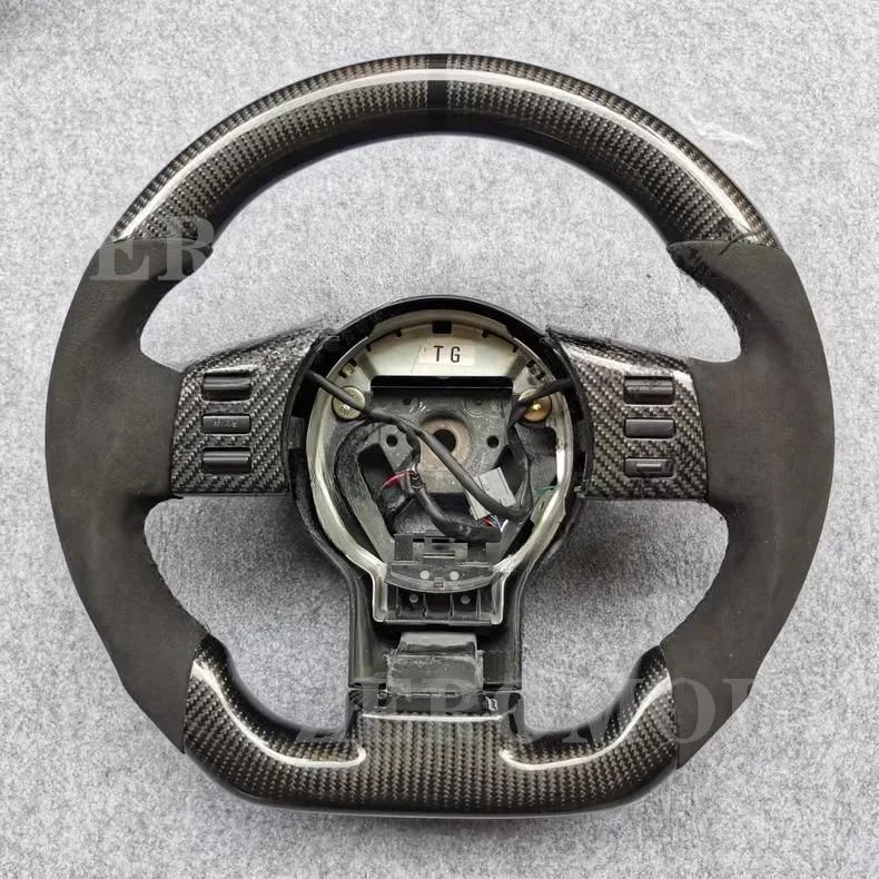 

Customsized Auto Car Parts Glossy Carbon Fiber Steering Wheel for Nissan 350Z For FX35 With Perforated Leather