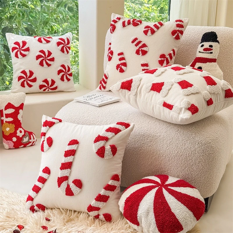 

Christmas Pillowcase Christmas Hat Cane Pattern Hidden Zipper 3D Plush Pillowcase New Year's and Christmas Decoration
