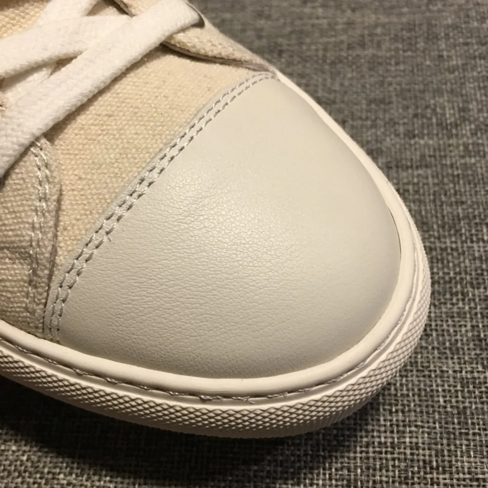 Casual Shoes Summer Breathable Fabric Shoes, Low-Top Trendy Footwear suitable for both men and women luxury Sneakers view 4