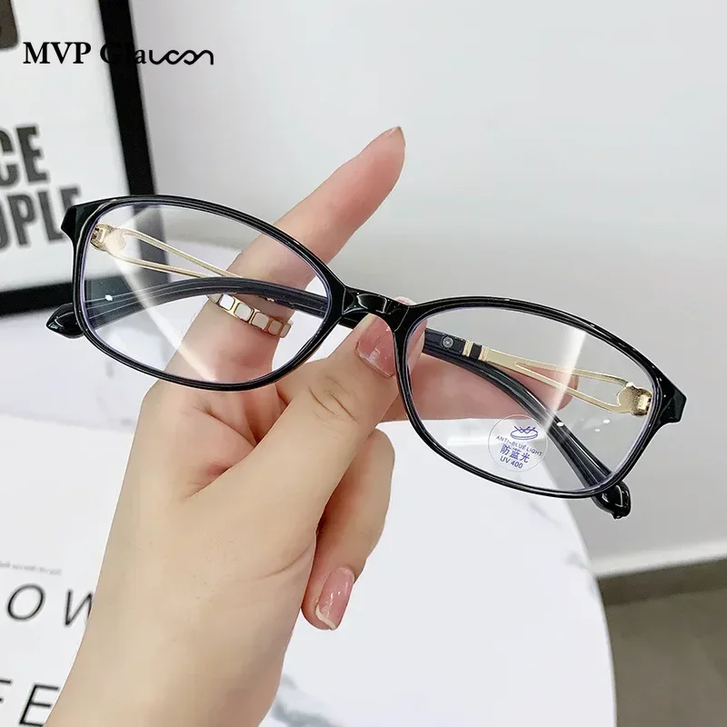 2023 Fashionable Transparent Frame Reading Glasses Anti Blue Light Presbyopia Eyewear High-definition for Men and Women очки