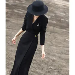 Autumn New High-end Temperament Commuting Slimming V-neck Slim Fit Black Suit Dress Women's Small Black Dress